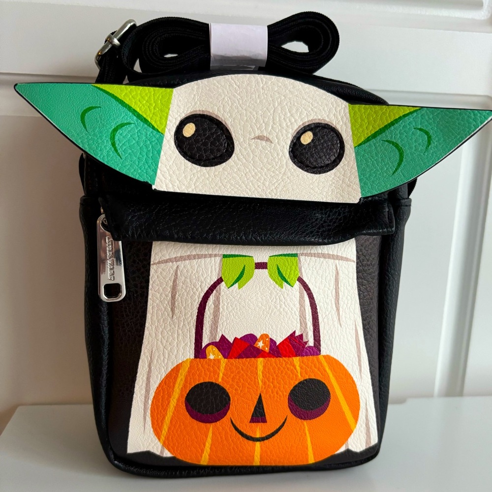 Disney Star Wars Baby Yoda Halloween Trick or Treat Crossbody NWOT